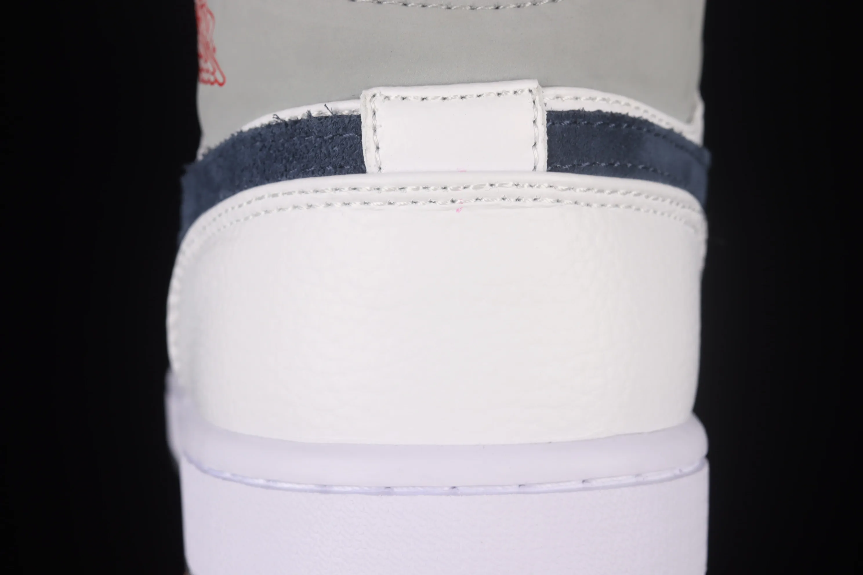 All categories Air Jordan Jordan series basketball shoes Air Jordan 1 Mid Z version Air Jordan 1 Mid AJ1 Joe 1 simple white and gray mid-top retro basketball shoes DR8038-100